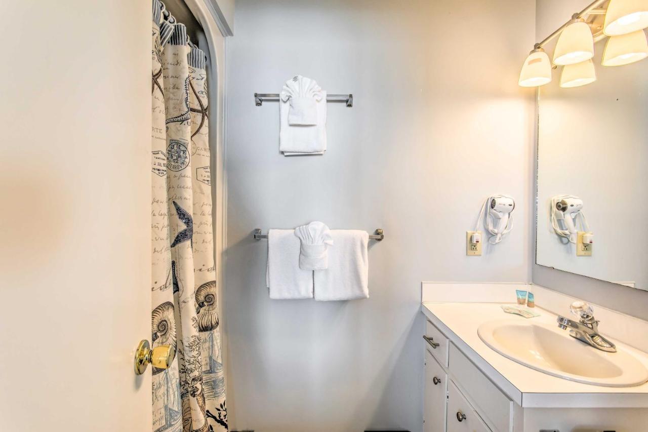 Bright Beachy Condo With Boardwalk Access And Patio! Myrtle Beach Buitenkant foto